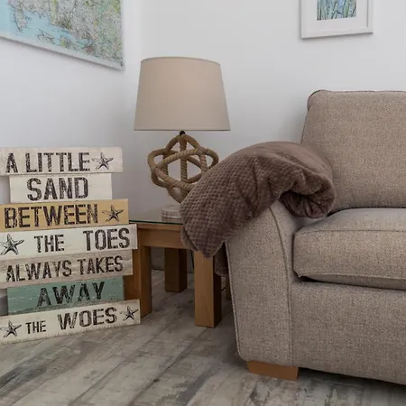 Grassholm Cottage With Hot Tub - Dog Friendly Haverfordwest Buitenkant foto